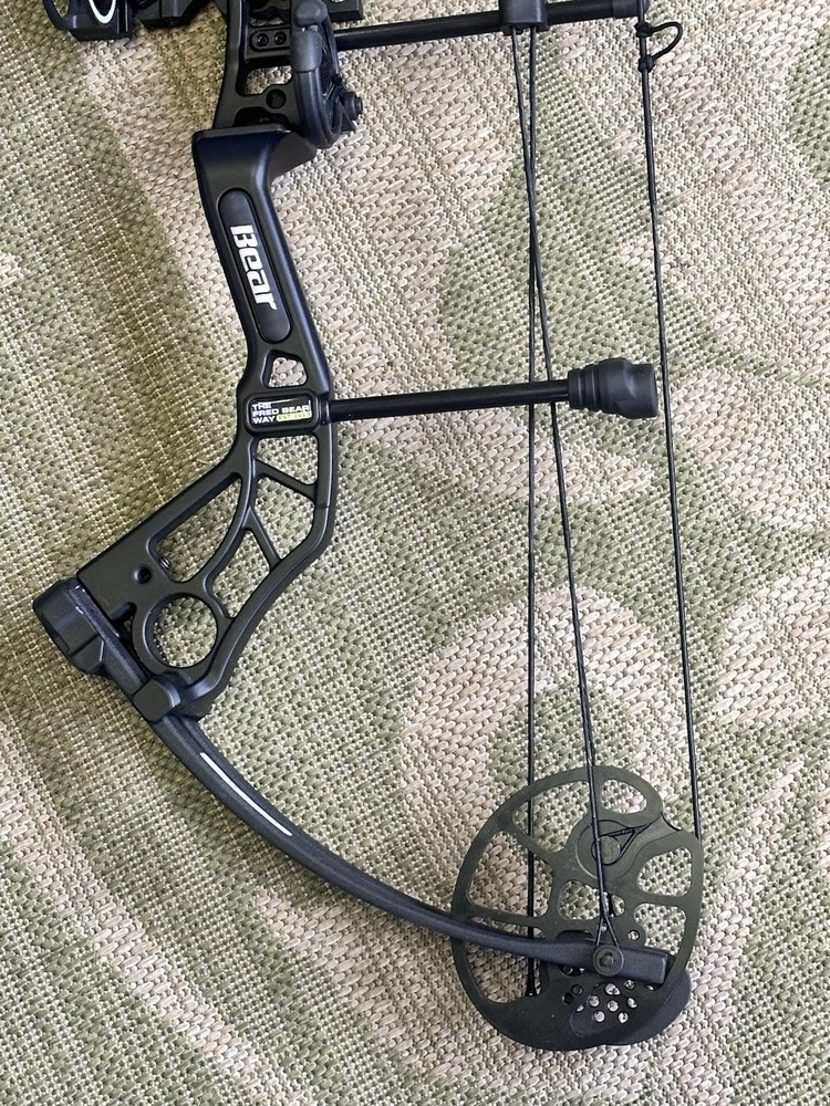 Bear Scout Compound Bow RH 50lb 29 3/4”