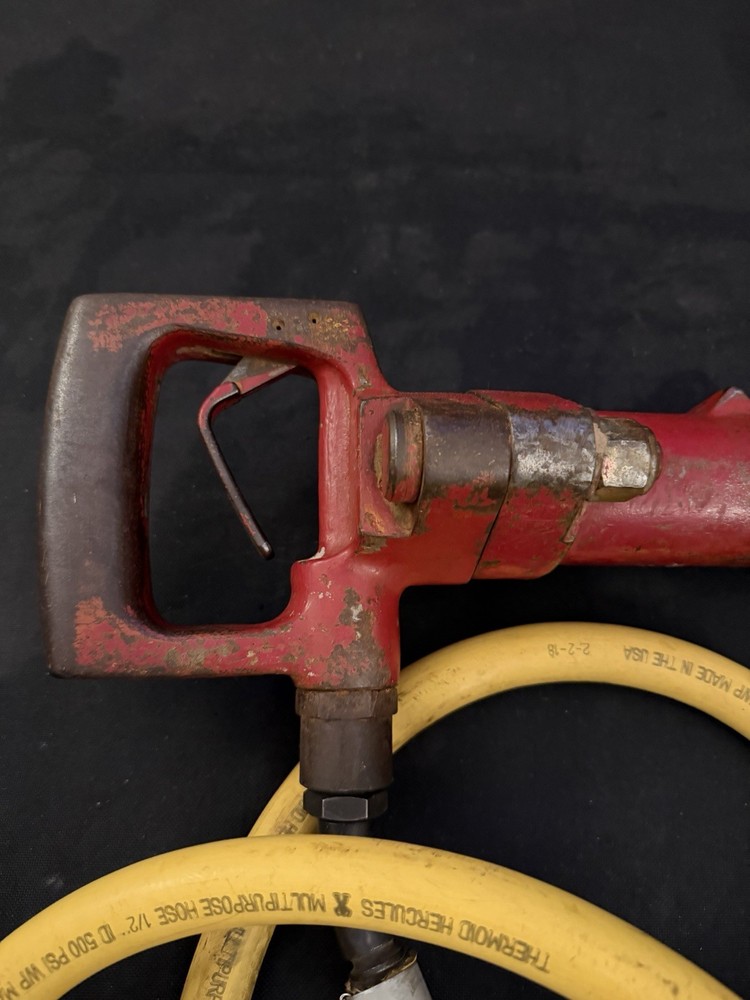 Chicago Pneumatic CP222 Chit Clay Digger-Demolition Pick Hammer