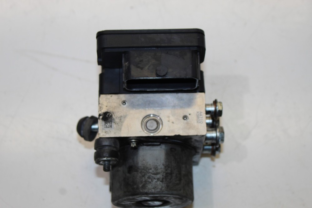 2014 Harley-Davidson Electra Glide FLHTK ABS Brake Pump Module Assembly 41100013