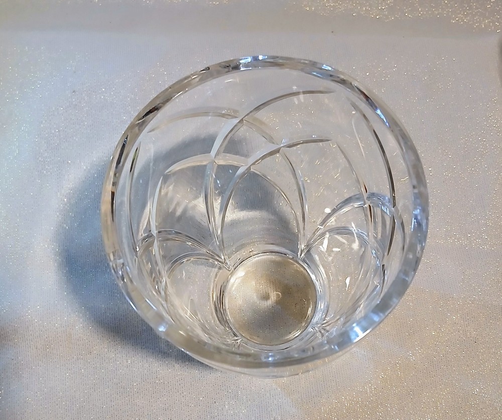 Crystal Diamond Cut Vase