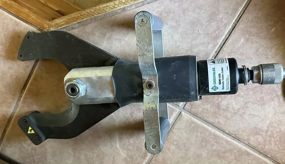 GREENLEE SDK105 4" REMOTE CABLE CUTTER