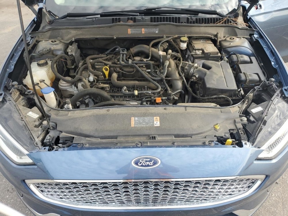 FUSION 2019 Glove Box 4937195
