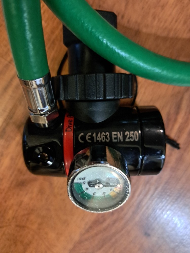 Dive Rite RG2500 / 250 O2 regulator set