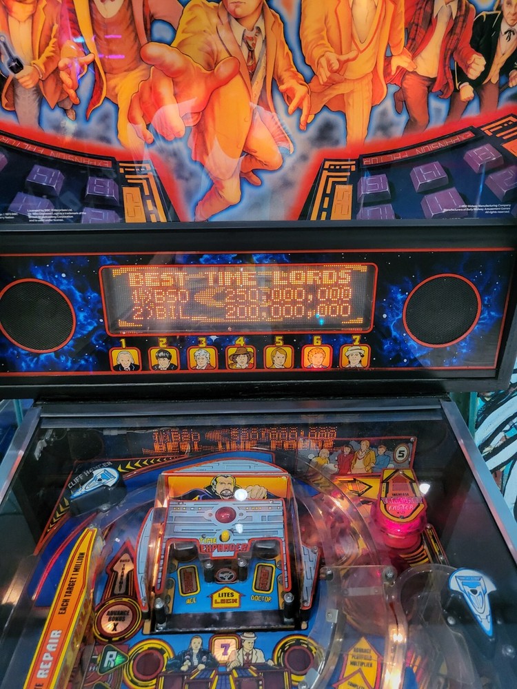 Pinball Machine 1992 Bally Dr Who, Excellent Condition