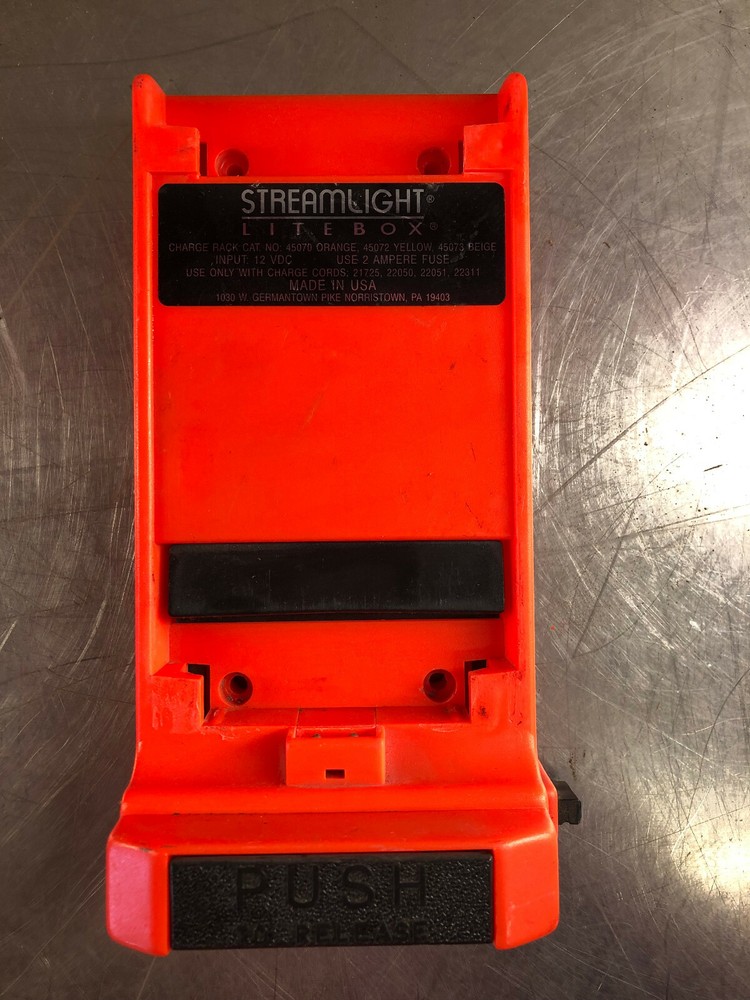 STREAMLIGHT Litebox Flashlight Charging Base - 45070 - NO CORD - Used