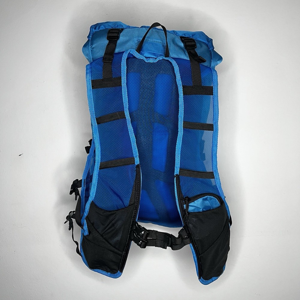 Brooks Unisex Stride Pack Blue Backpack with Adjustable Straps