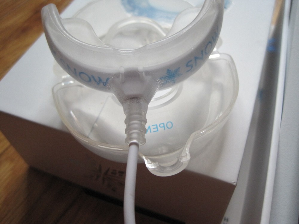 Teeth Whitening LED Accelerating Mouthpiece - Gently Used
