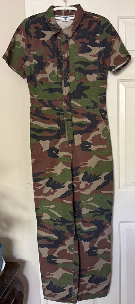 Urban Outfitters Camo Flight Jumpsuit Size Medium $25