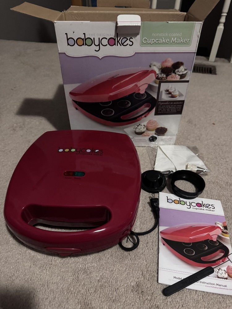 OPEN BOX BABYCAKES NON-STICK COATED CUPCAKE MAKER OPEN BOX