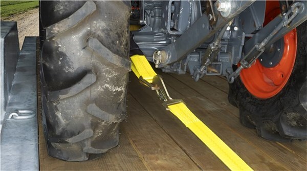 HAMPTON PROD 24' AXLE STRAP D-RING SLEEVE- 04226