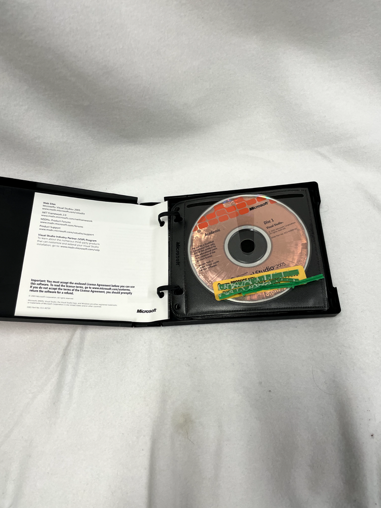 Microsoft Visual Studio 2005 Professional Edition ACADEMIC USE ONLY