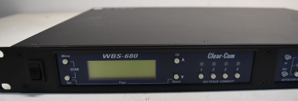 CLEAR-COM WBS-680 UHF Wireless Intercom System