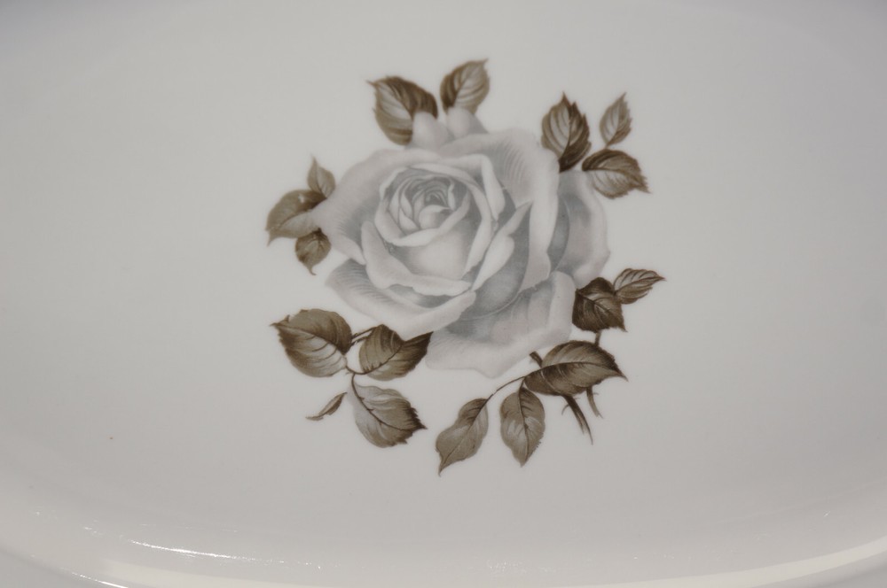 Schumann Moon Rose Oval Serving Platter, 14 1/8"