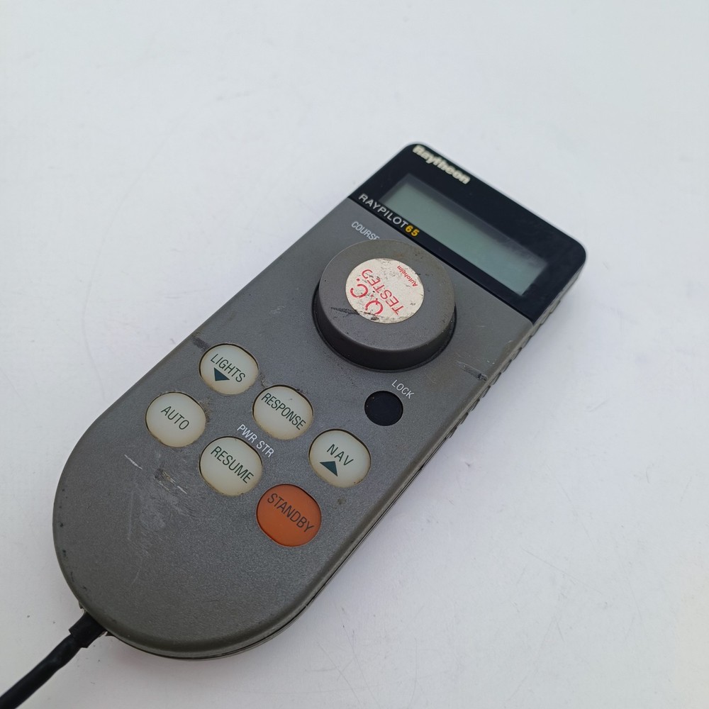 Raymarine Raytheon RayPilot 65 Autopilot Control Unit Remote Controller 650