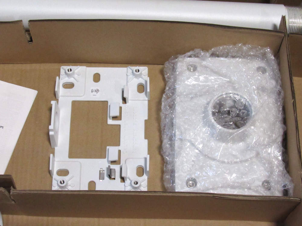 Axis T91B62 Parapet Mount 5504-631 [CTPA]