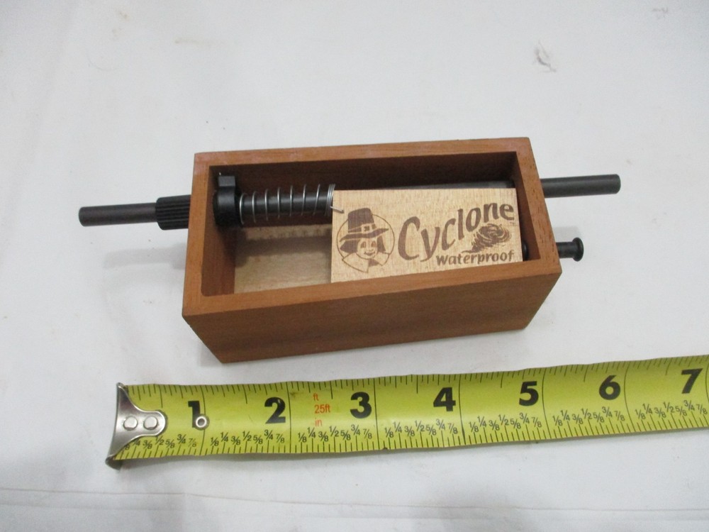 Quaker Boy Cyclone Waterproof Push Button Pin Turkey Box Call