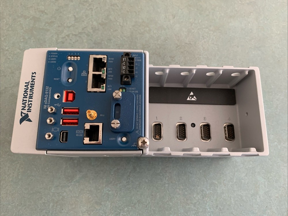 National Instruments compactDAQ cDAQ-9132 4-Slot Chassis Linux RT