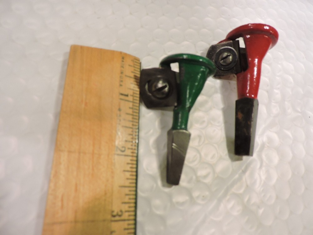 VINTAGE SPOKE/DOWEL POINTERS [LOT 9440 ]