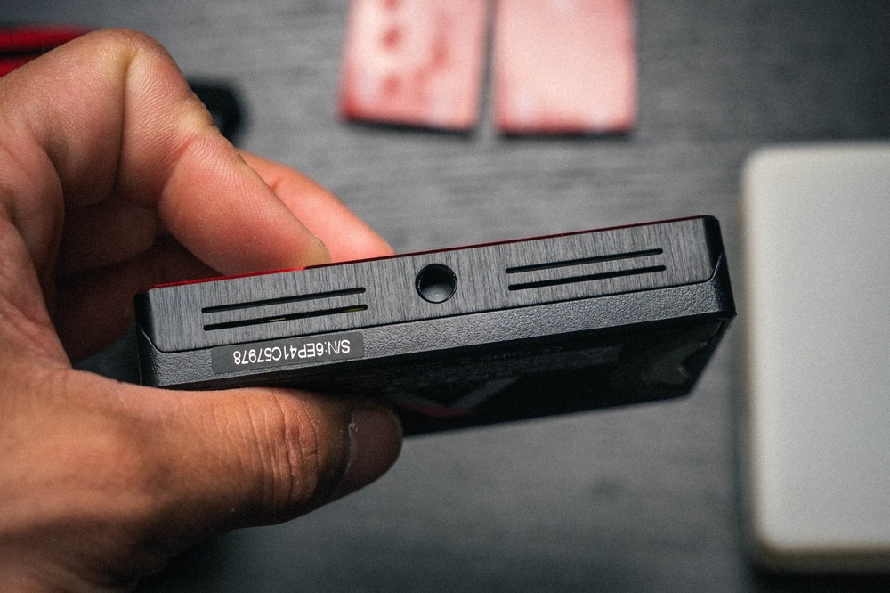 Aputure MC RGBWW Mini LED Light