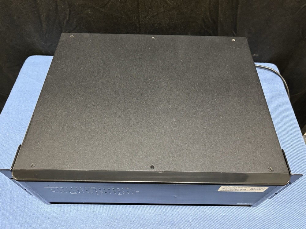 SAVANT SMARTMEDIA PRO CHASSIS SSP-0600-00 With Modules Installed
