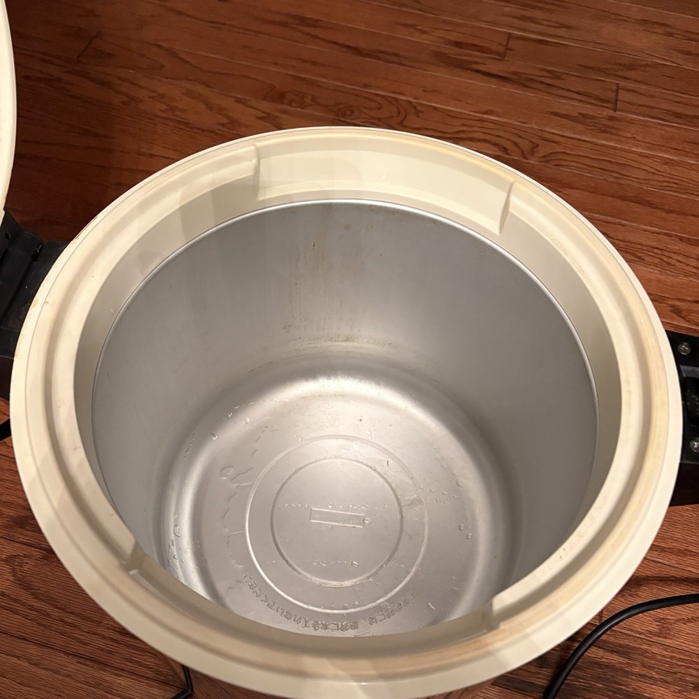 Zojirushi Rice Cooker