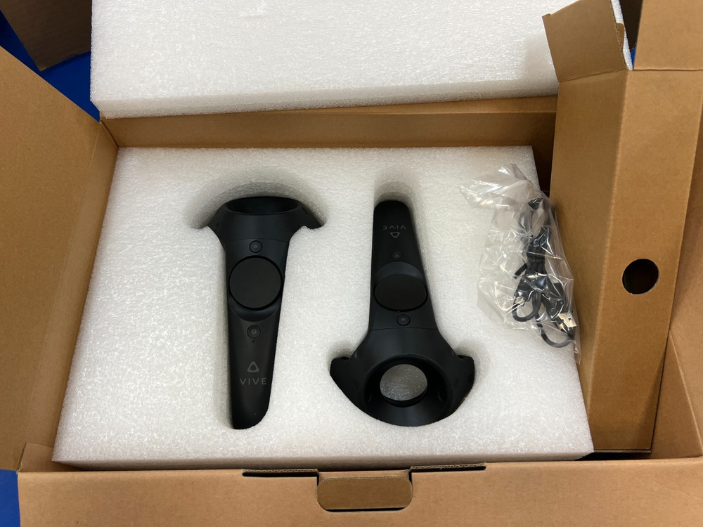 HTC VIVE Virtual Reality Headset Full System