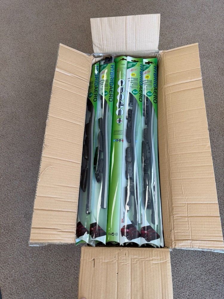 50 pcs Bulk 24" Universal Wiper Blades Master Case