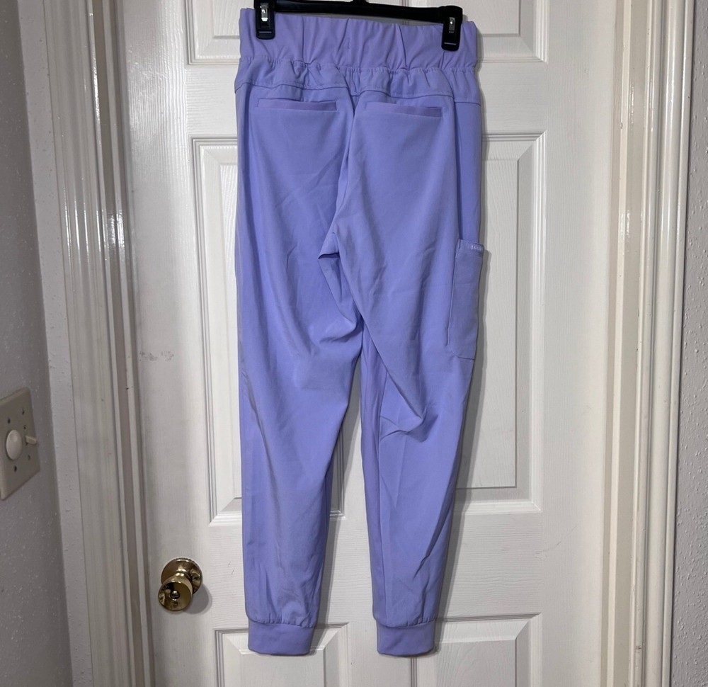 NEW Jaanuu UltraLite Zero Gravity Scrub Set LILAC Small