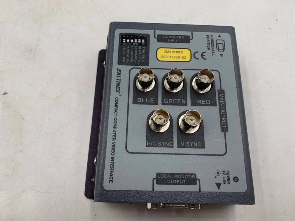 Altinex Compact Computer Video Interface Model Number # DA1910SX