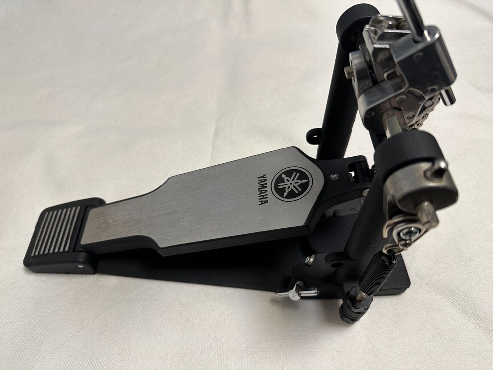 YAMAHA FP-9500C Single Drum Pedal