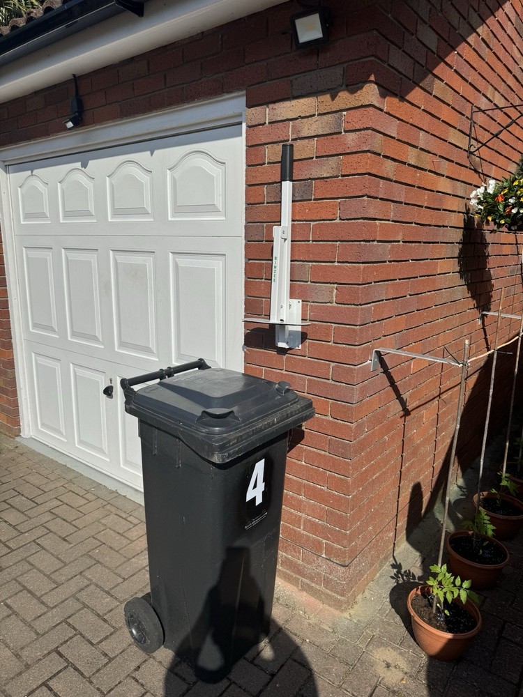 Binzee® Wheelie Bin Compactor | Eco-Friendly Waste Crusher | Reduce overflow