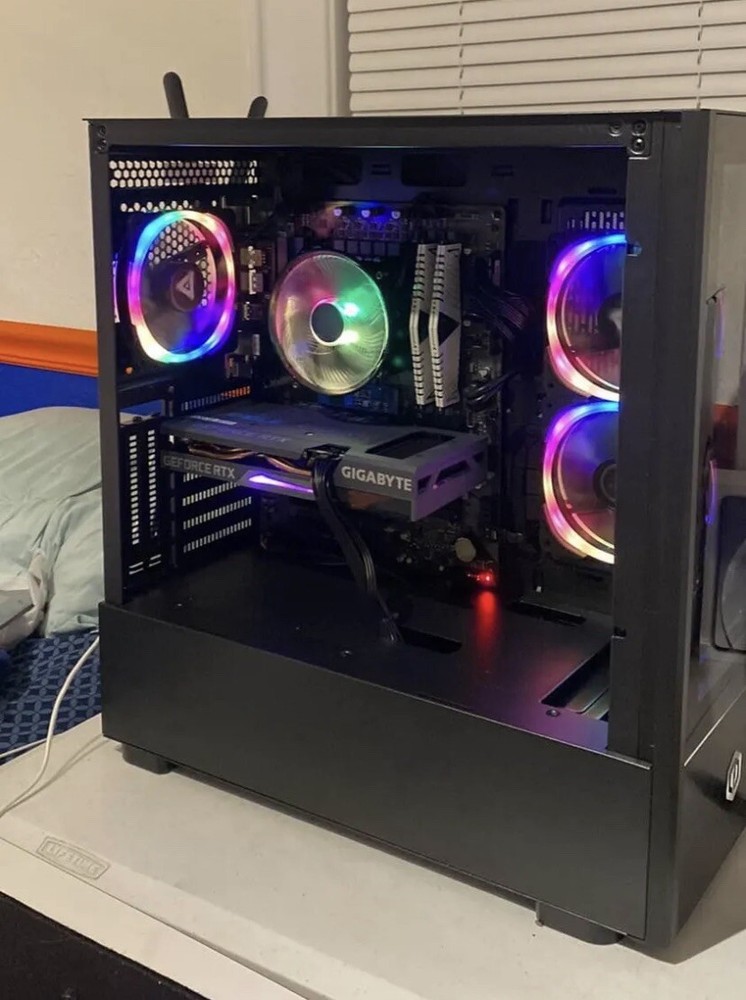 IBUYPOWER pc with msi 165hz moniter