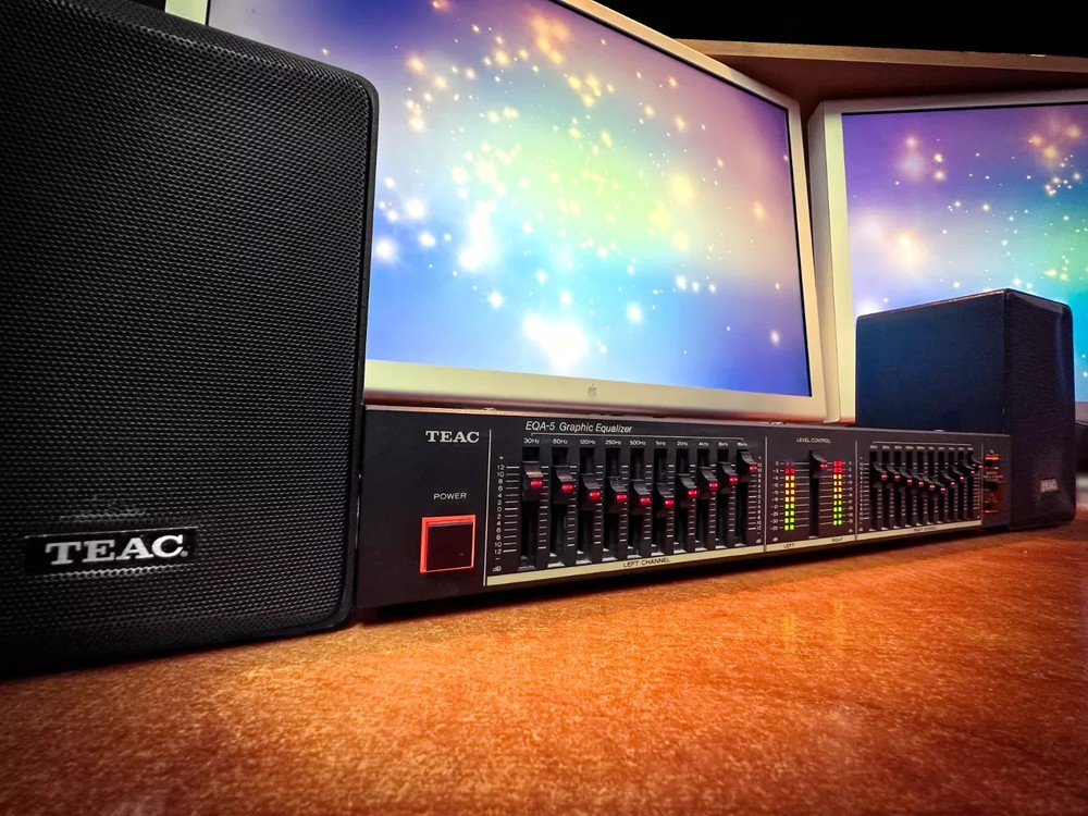 TEAC EQA-5 🌈RaRe🌈 Stereo Equalizer + Teac Speakers Bundle