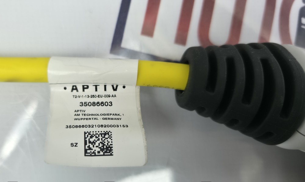 Original BMW charging cable for mains socket EU 10A type 2 9845149-07