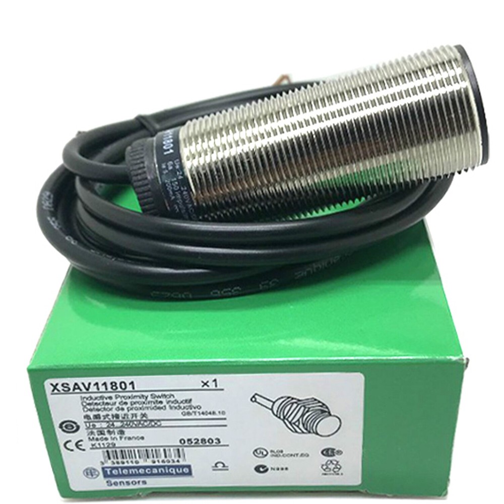 1PC New Schneider XSAV11801 Proximity Switch Sensor Free Shipping XSA-V11801 #US