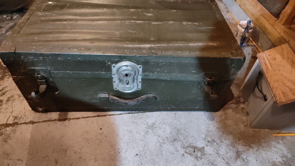 Vintage Trunk (Military style)