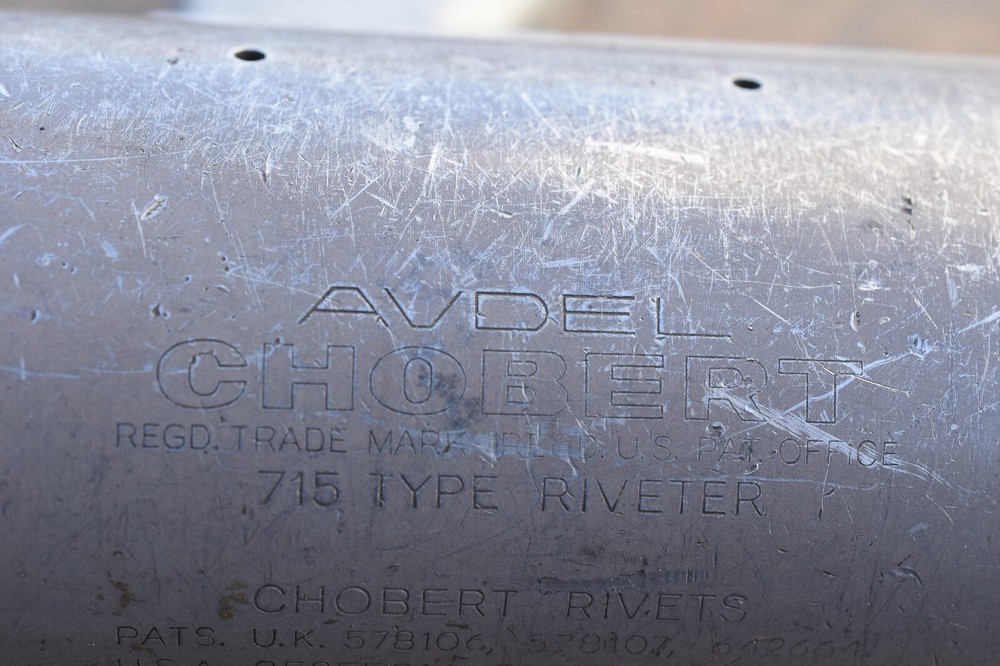 Avdel Power tool 715 type air riveter 7150