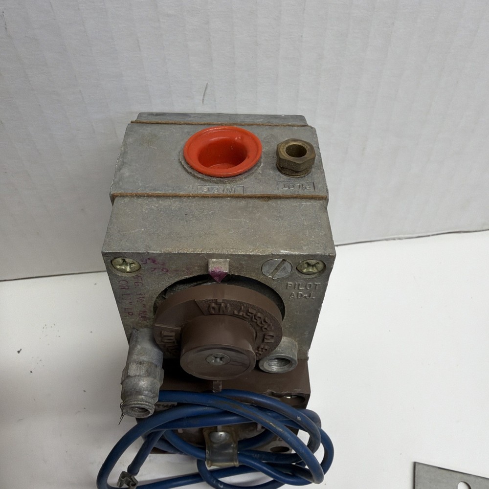 COLEMAN 8665-3501 GAS VALVE