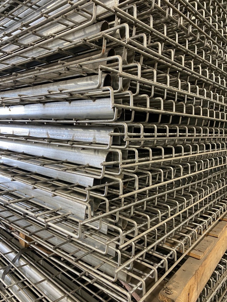 Used Galvanized Waterfall Wire Mesh Decking 42"D x 58"W, Pallet Racking.