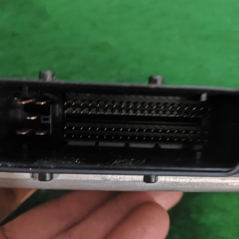 ECM ECU 03-04 Infiniti G35 Engine Control Module Computer Unit MEC31-980 B1 OEM