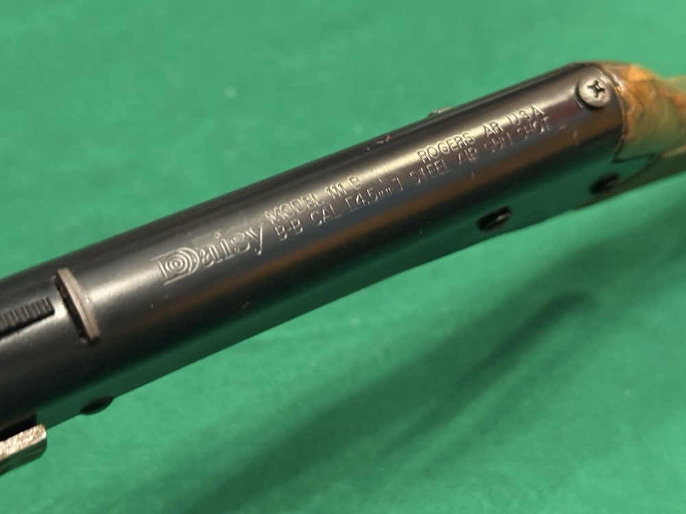 Vintage Daisy Model 111B BB Gun