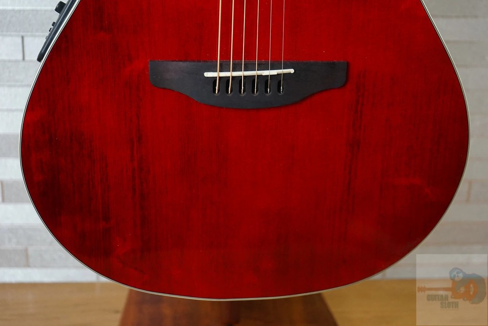 Ovation CS24-RR-G Celebrity Standard - Ruby Red B-Stock