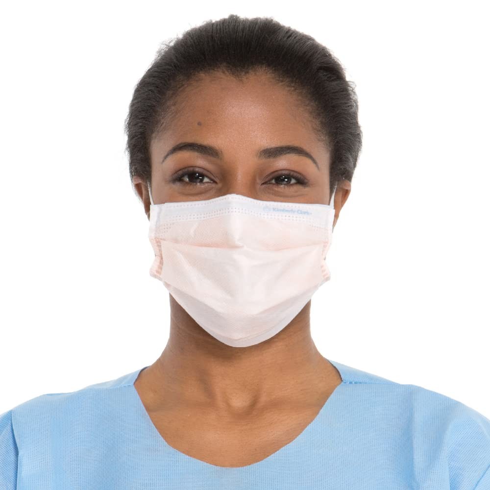 HALYARD FLUIDSHIELD Level 3 Disposable Face Mask with SO SOFT Earloop Mask, Made