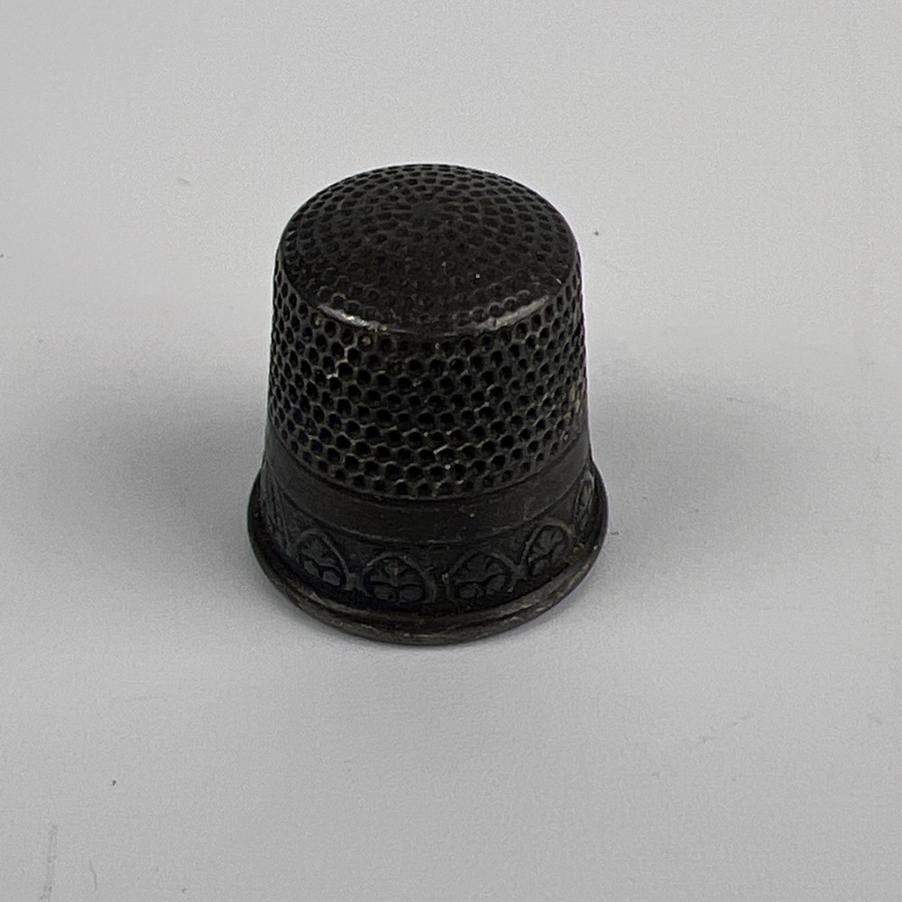 Sterling Silver Antique Sewing Thimble Size 9 Ornate Pattern