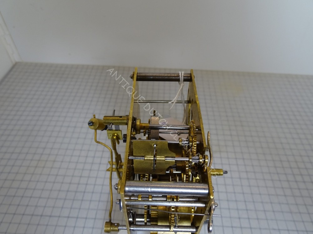 CLOCKWORK SUITABLE FOR A MANTEL CLOCK EXCELLENT OVERHAULED CONDITION