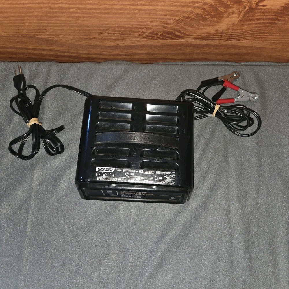 Plus Start 6 Amp Fully Automatic Battery Charger 28.71228. Tested-working
