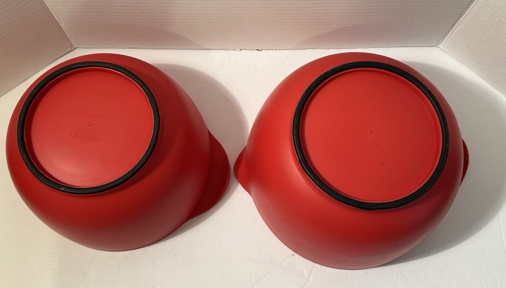 Farberware 2 Piece Prep and Mixing Plastic Bowl Set Red 3.5 Quart & 4.5 Quart