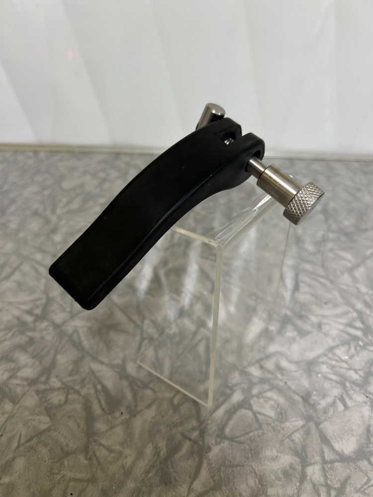 Springfield Marine Pedestal - 3 Stage Table *REPLACEMENT handle* PART ONLY