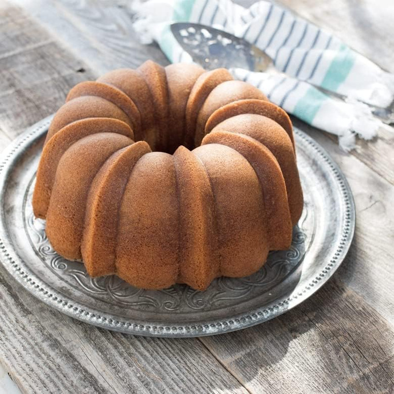 Pro Cast Original Bundt Pan, 12 Cup, Grey