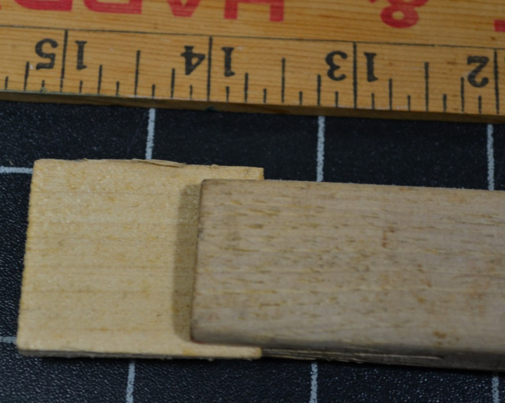 DEPENDABLE - O. P. LINK HANDLE CO - 14" A. E. NAIL HAMMER HANDLE - HICKORY - NOS
